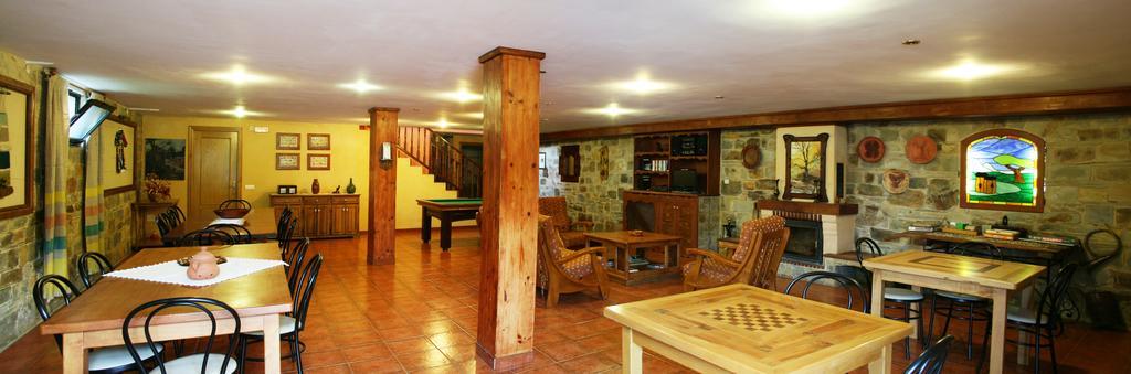 Alojamiento En Entorno Rural Los Trobos Villar de Otero Ngoại thất bức ảnh